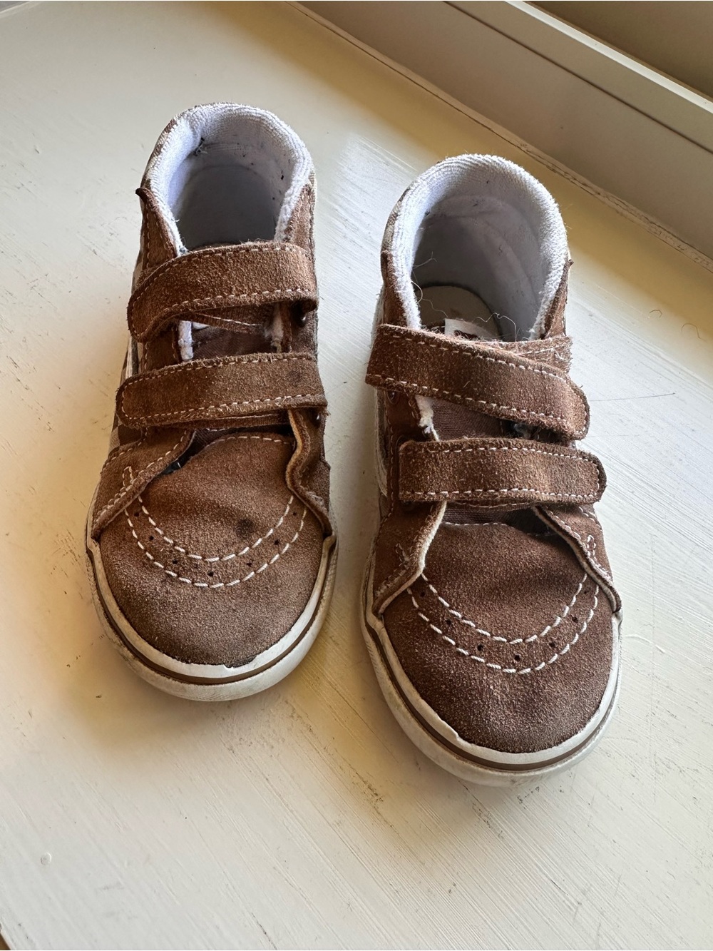 Vans Kids Brown Suede Velcro Casual Sneakers